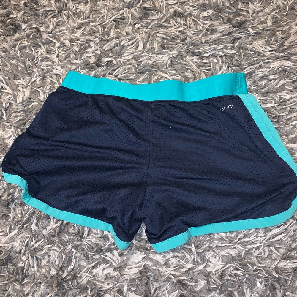 Nike shorts 🩳